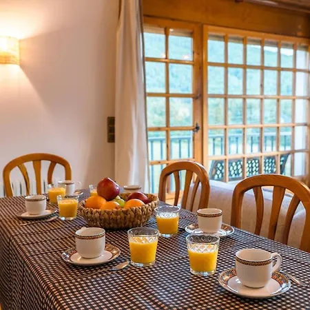 Cozy Duplex I Panoramic Views I Mountain & Zen Adrall