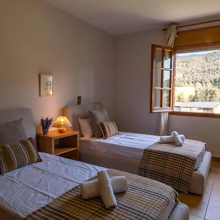 Cozy Duplex I Panoramic Views I Mountain & Zen Adrall